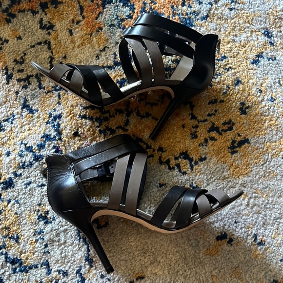 MICHAEL Michael KORS heels - Picture 7 of 8